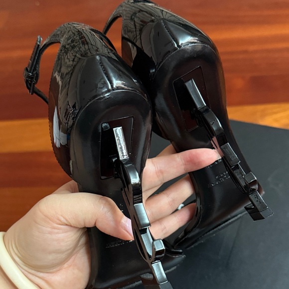 Saint Laurent Black Patent Leather Heels - Picture 4 of 9
